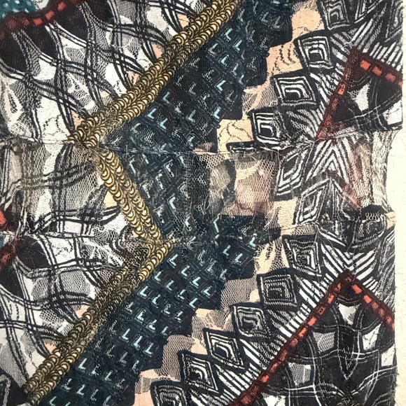 Telemundo Studios Wardrobe Geometric Tribal Print Mesh Bodycon Dress Sleeveless - Picture 5 of 16